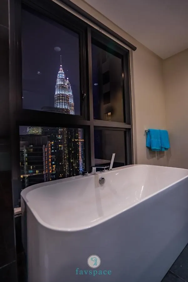 4 Min Drive Klcc - Stunning Kl City View - 5 Pax Apartment Kuala Lumpur