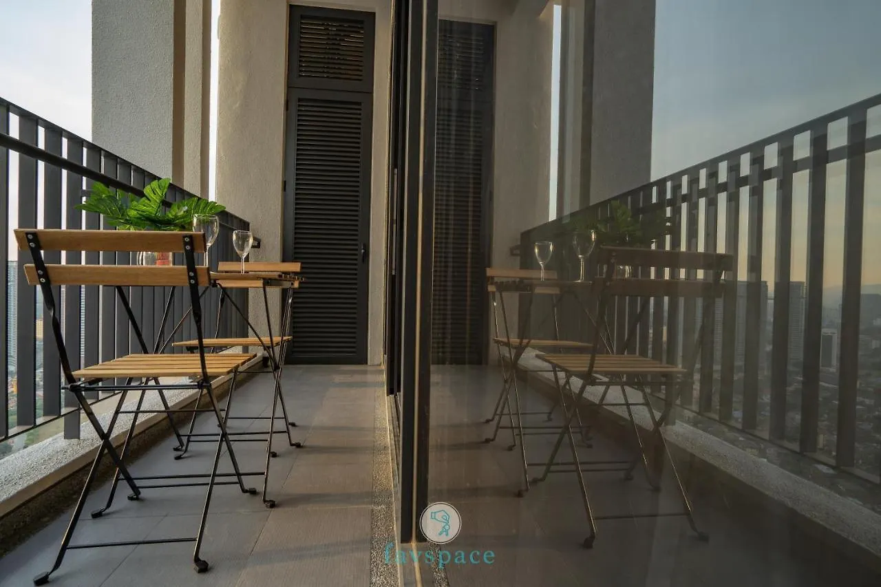 4 Min Drive Klcc - Stunning Kl City View - 5 Pax Apartment Kuala Lumpur